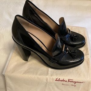 Salvatore Ferragamo Black Glazed Leather Tassel Heeled Loafers, Shoes Sz…